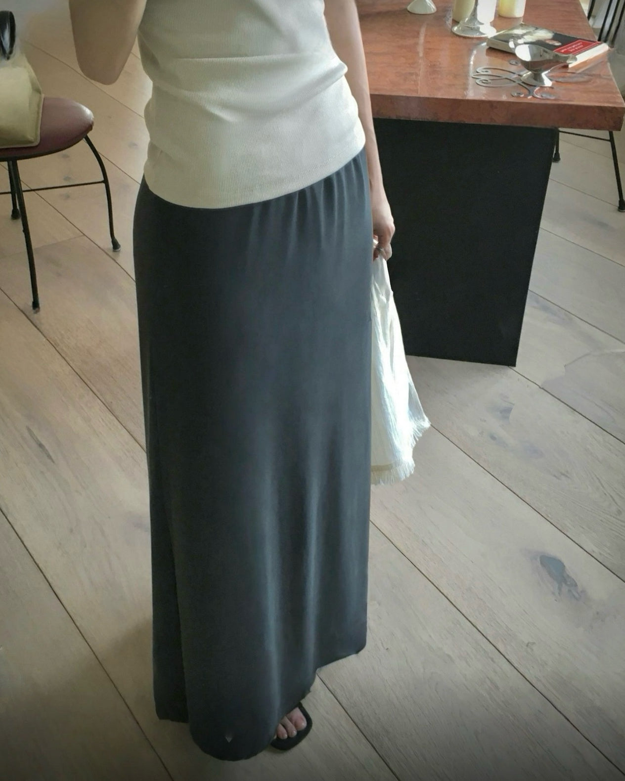 Meteorite skirt(含莫代爾)