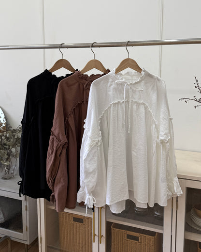 Luna ruffle blouse