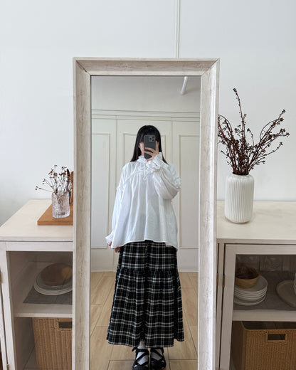 Luna ruffle blouse