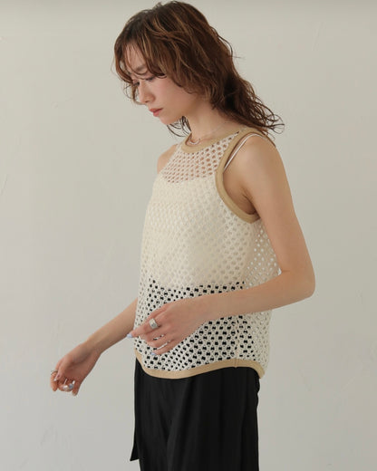 窿窿tank top