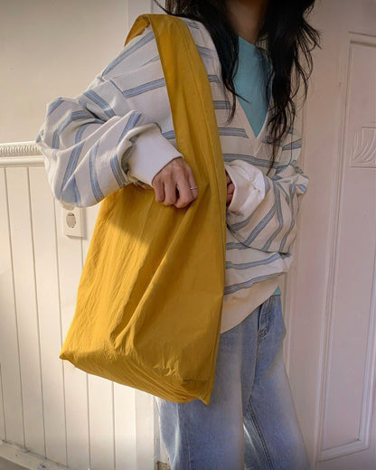 Chichi tote bag