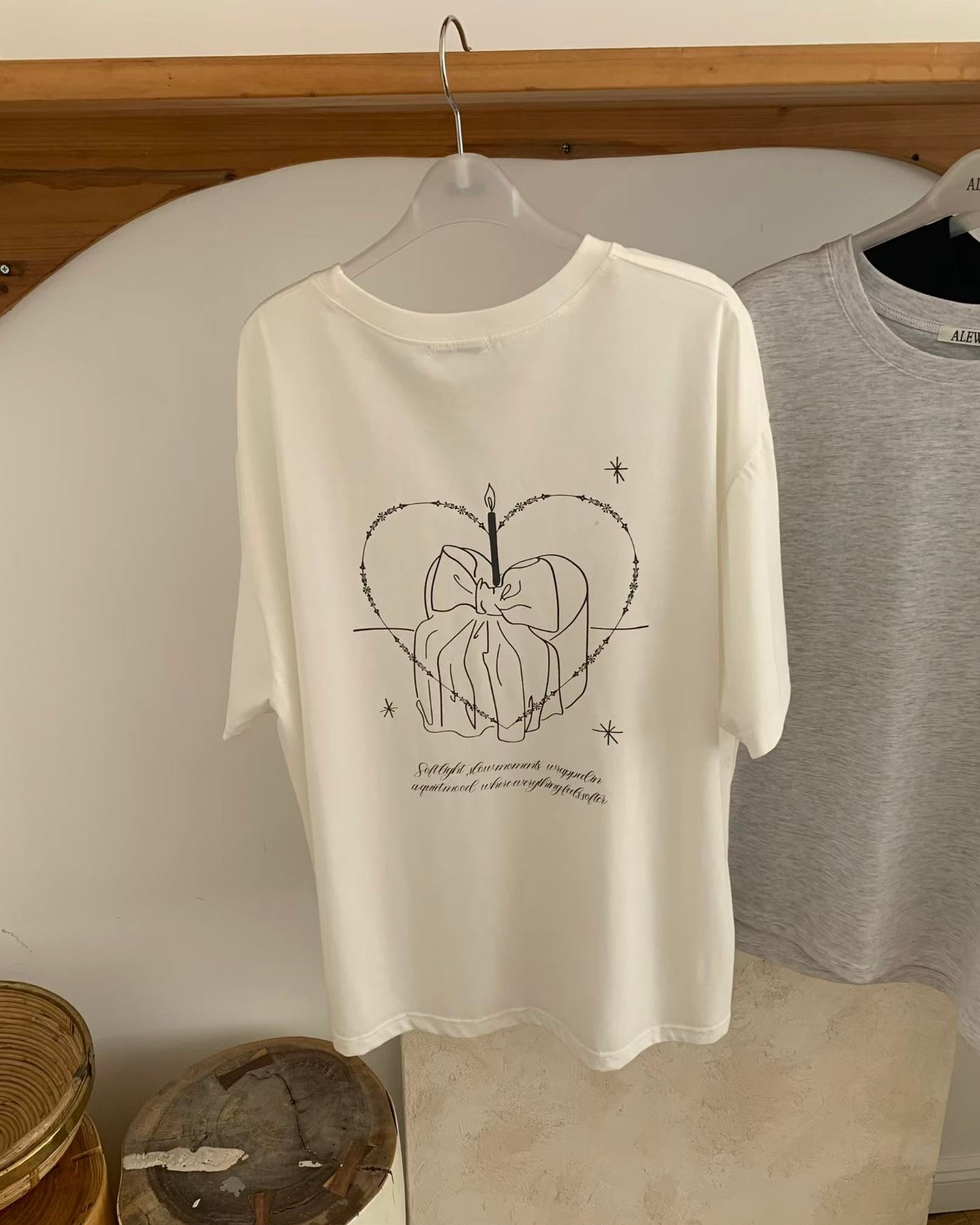 Ribbon cake tee
