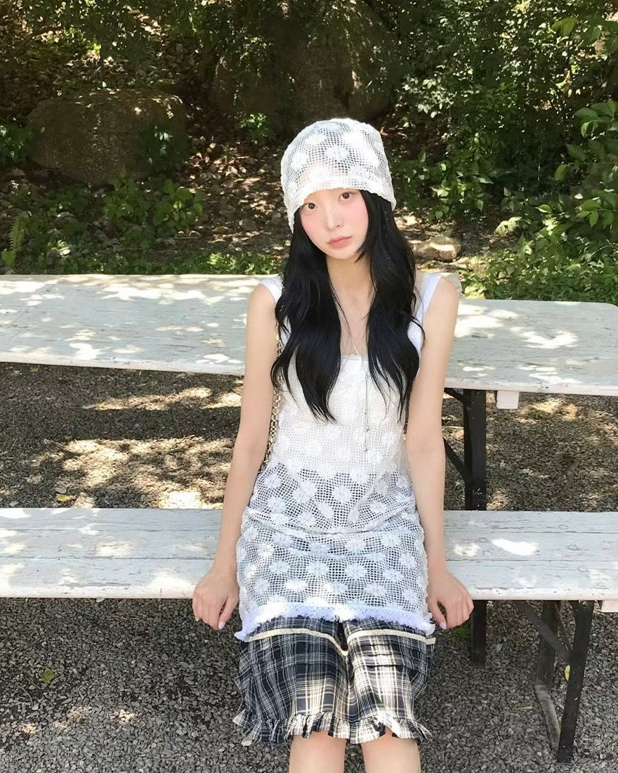 Floral mesh hat