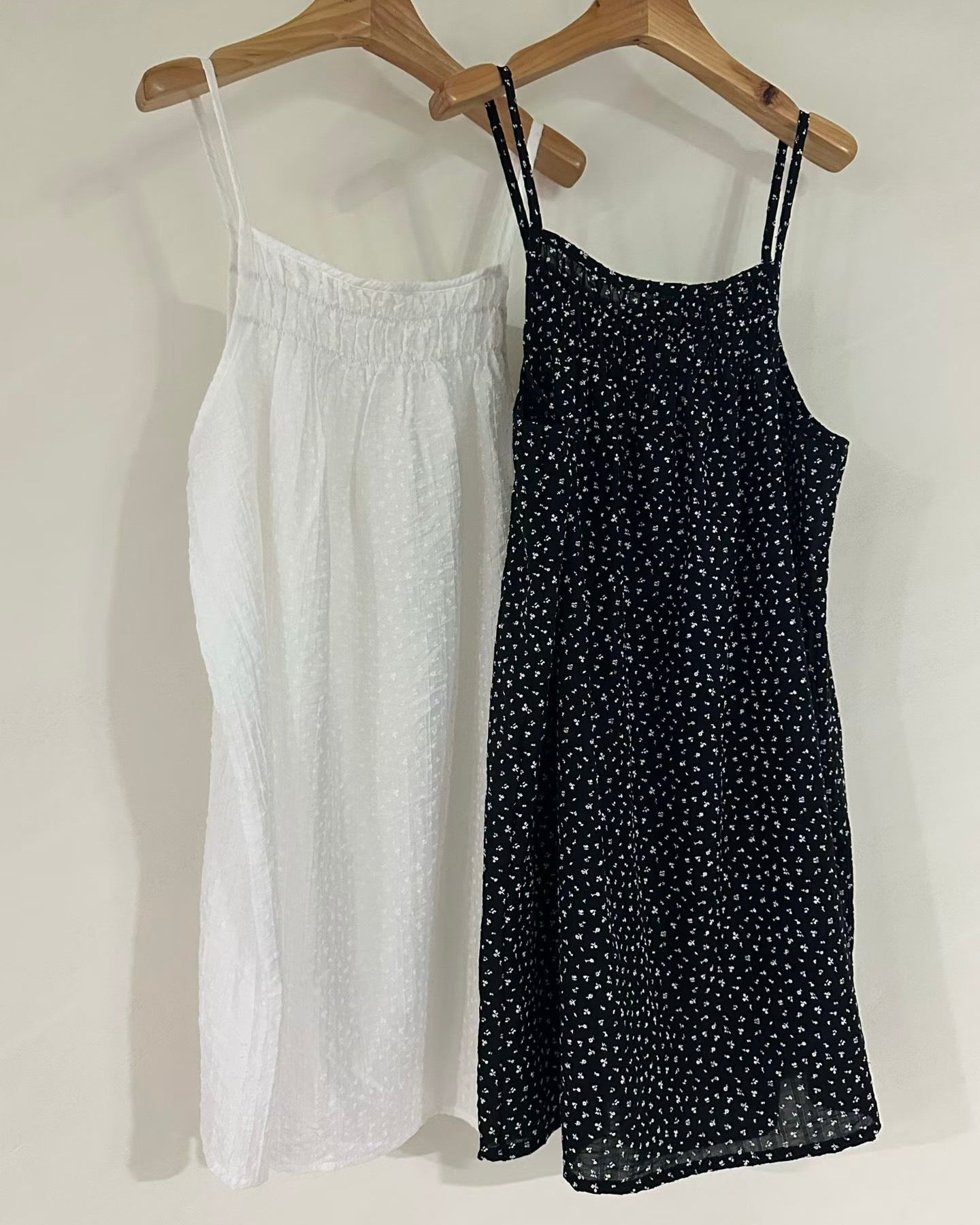 Mini flower strap